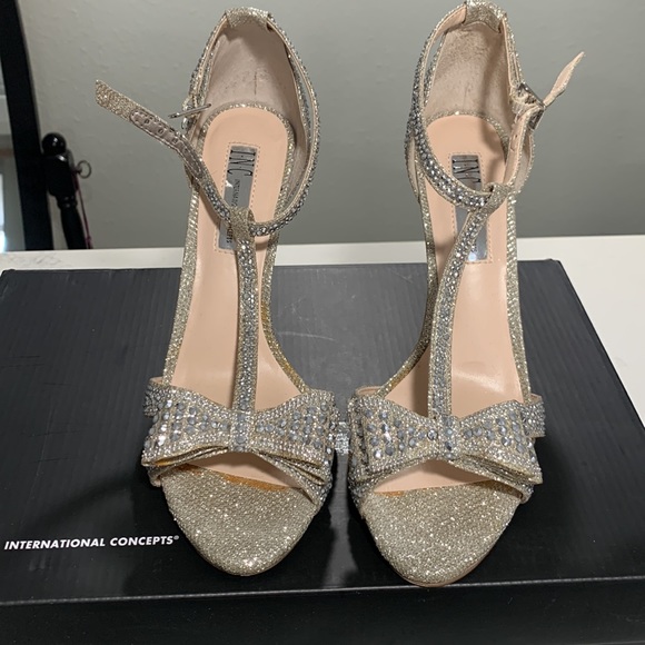 I-N-C dress heels. Great condition!! Only worn twice for wedding. - Picture 2 of 3